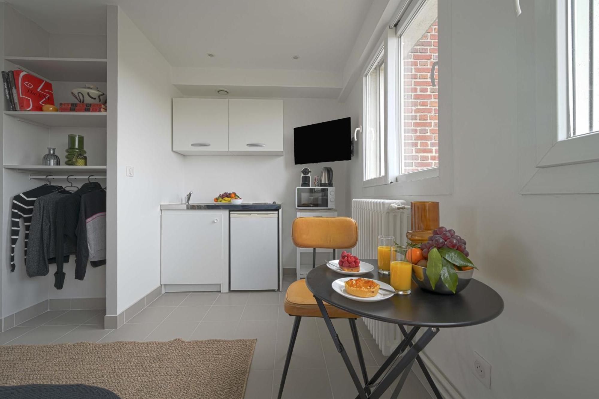 Modern Bright Apartment In Appart'Hotel Сен-Мор-де-Фоссе Екстер'єр фото